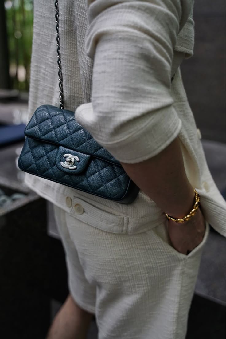 Luxury Quilted Black Shoulder Bag