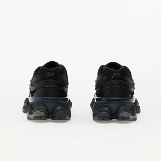 Premium Black Lifestyle Trainer
