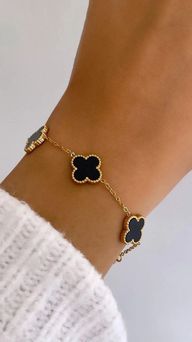 Luxury White Clover Bracelet