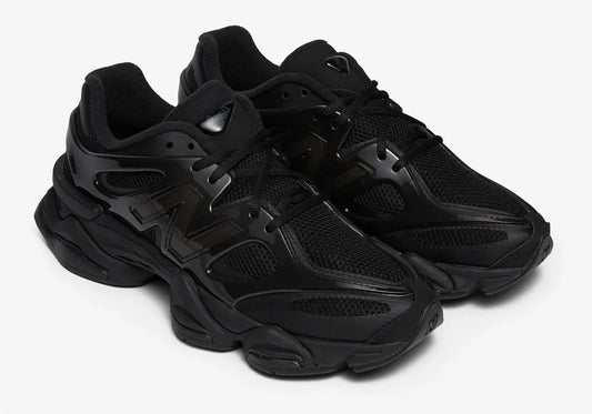 Premium Black Lifestyle Trainer
