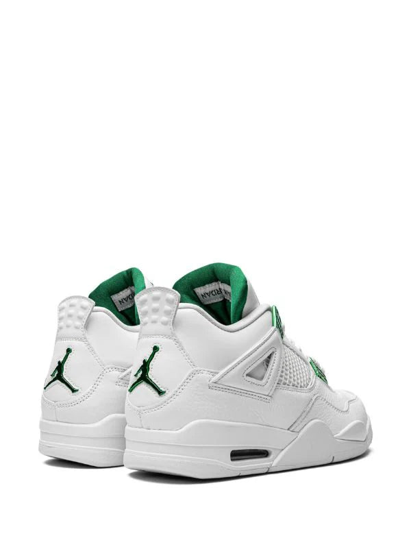 Nike Air Jordan 4 Retro Sneaker